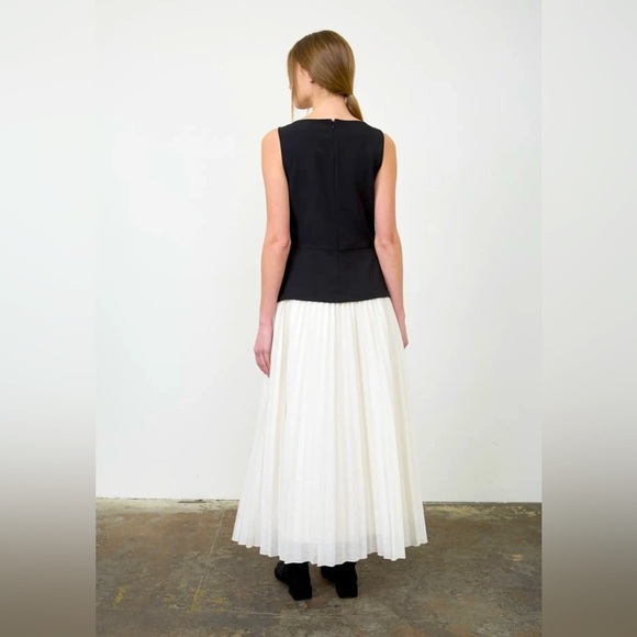Moon River | Black & Ivory Tulle Midi Dress | Urban Outfitters Brand | NWT - Picture 8 of 12